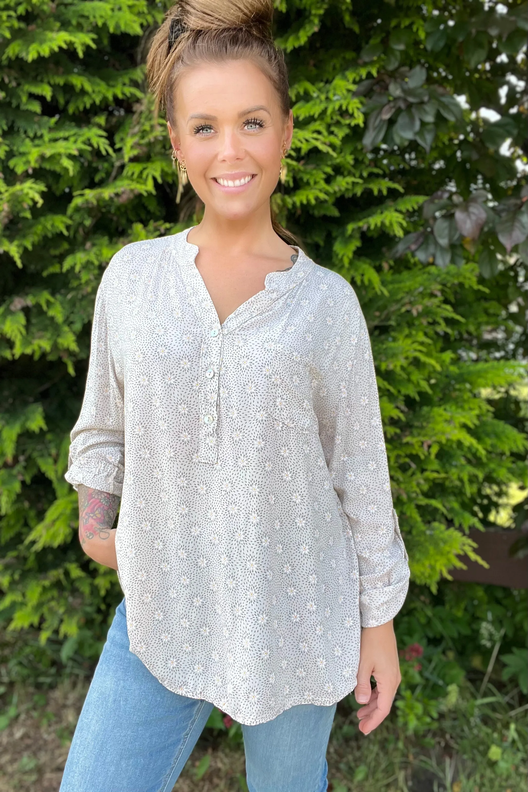 8053 Shirt | Magurit Sabbia | Skjorte fra Marta du Chateau