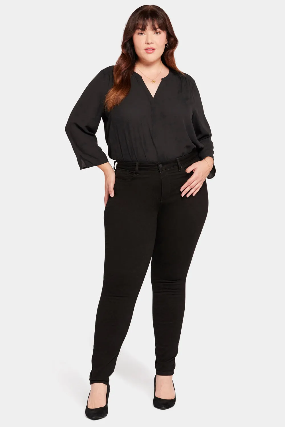 Ami Skinny Jeans In Plus Size - Black