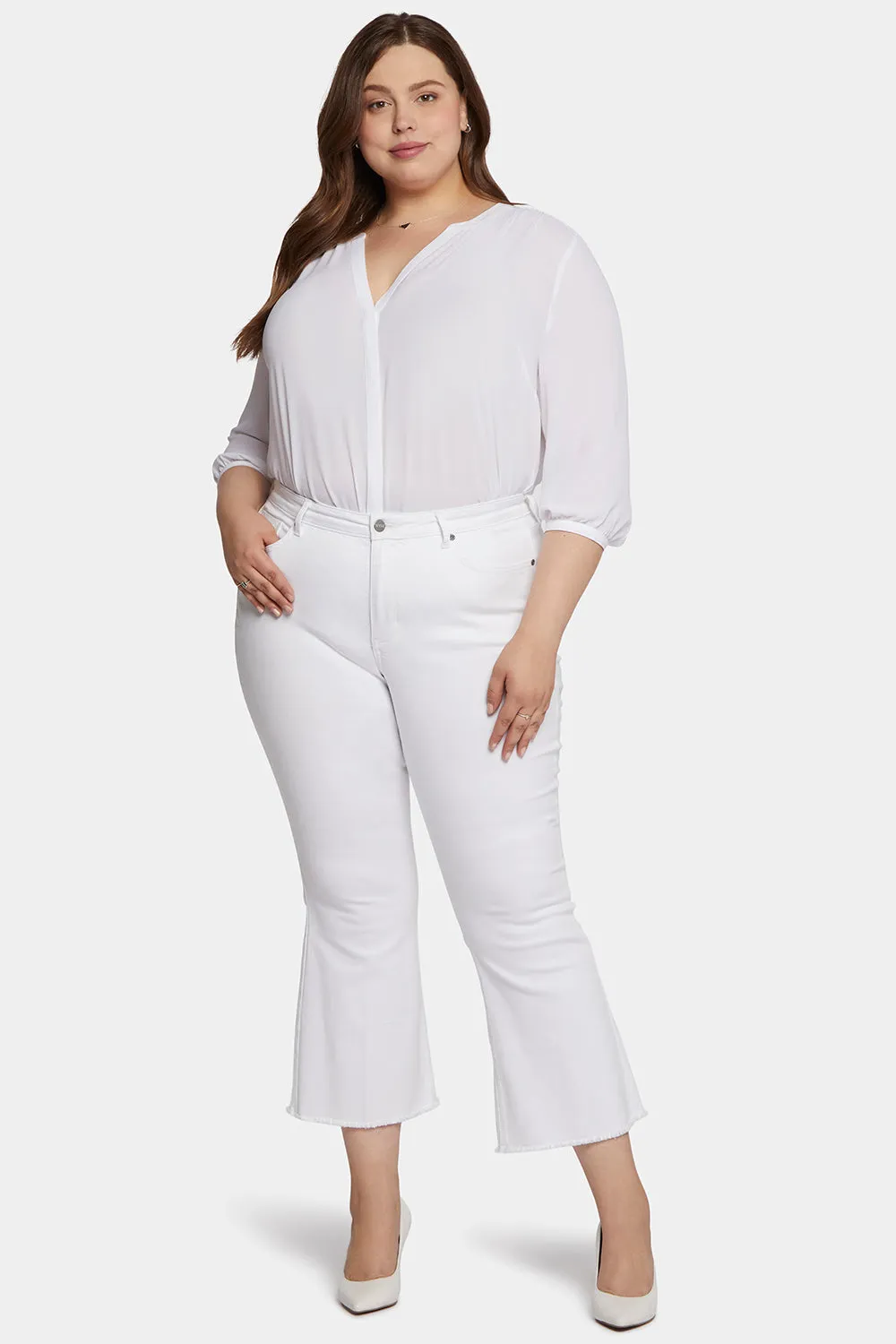 Ava Flared Ankle Jeans In Plus Size - Optic White