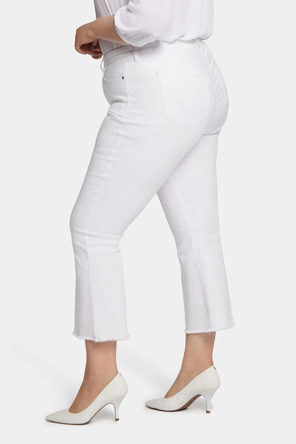 Ava Flared Ankle Jeans In Plus Size - Optic White