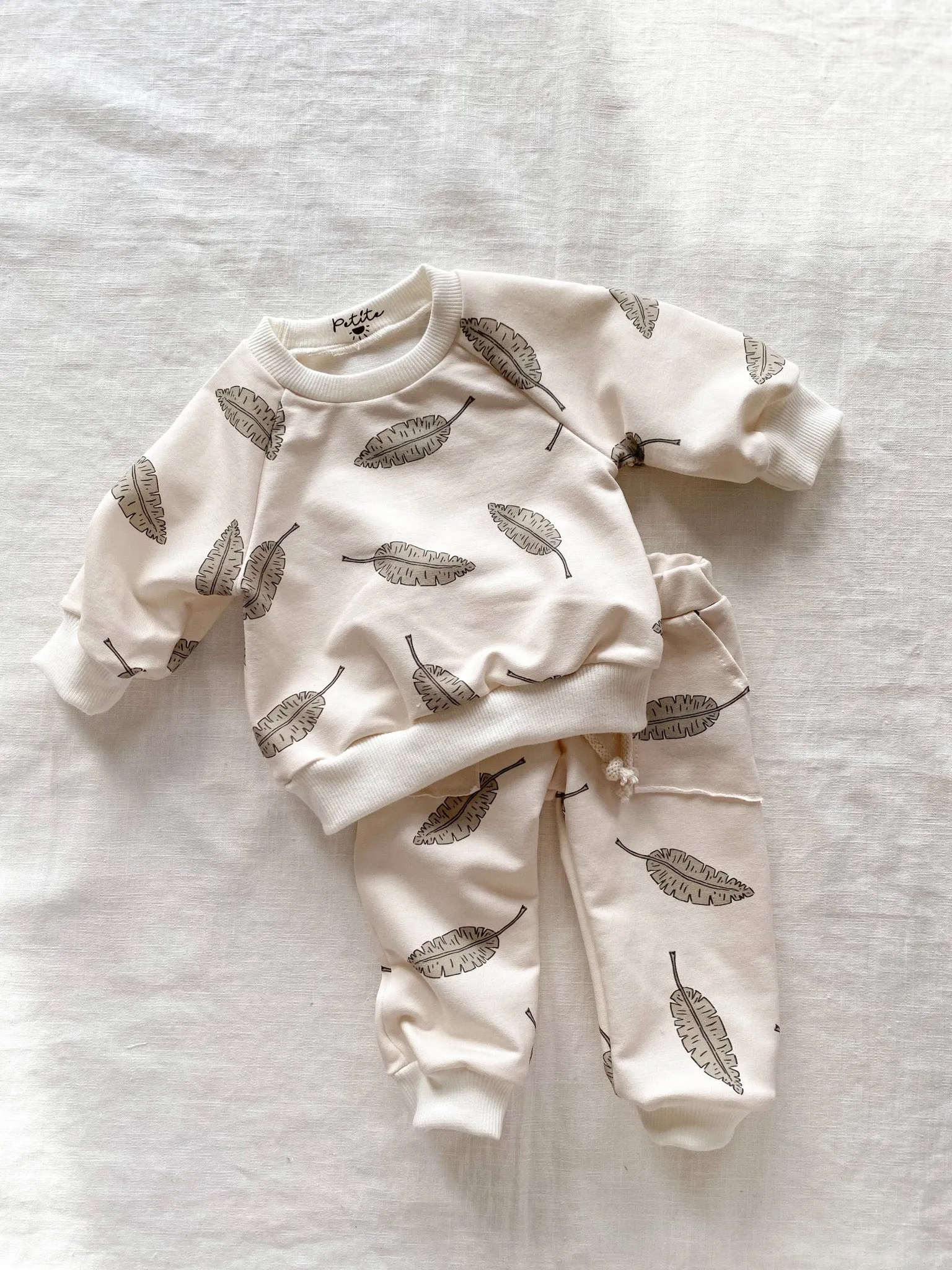 Baby sweatpants / leaves