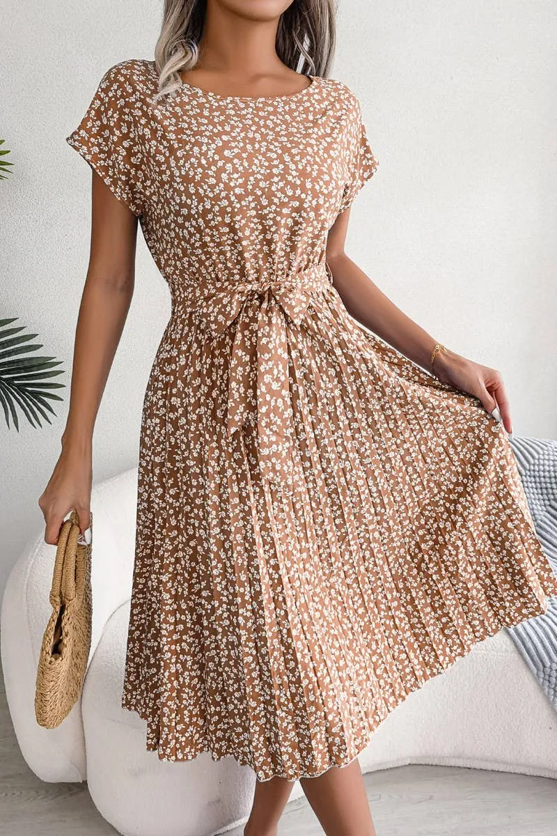 CASUAL SHORT SLEEVE FLORAL LARGE PLEATED DRESS_CWDSD2554