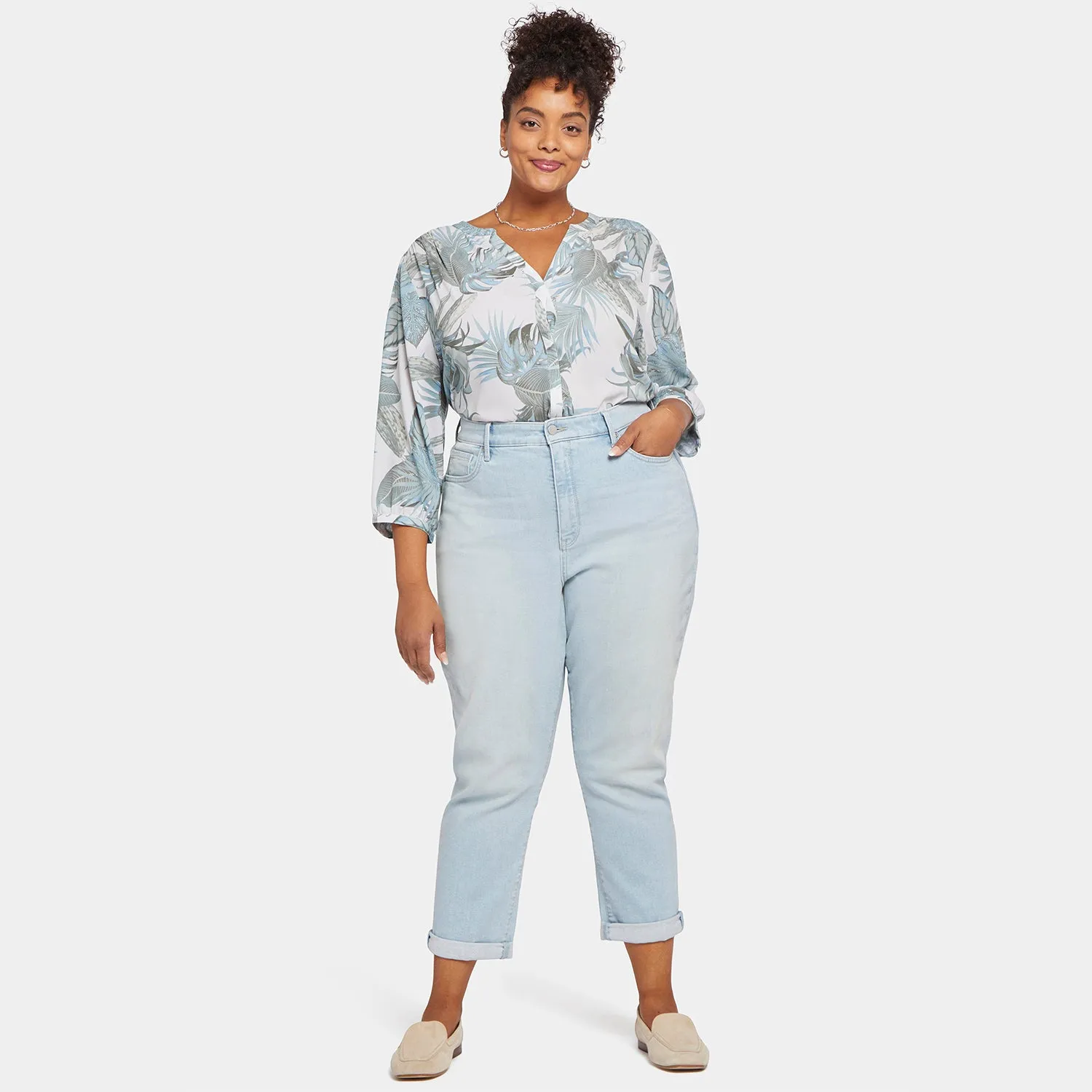 Margot Girlfriend Jeans In Plus Size - Dunes