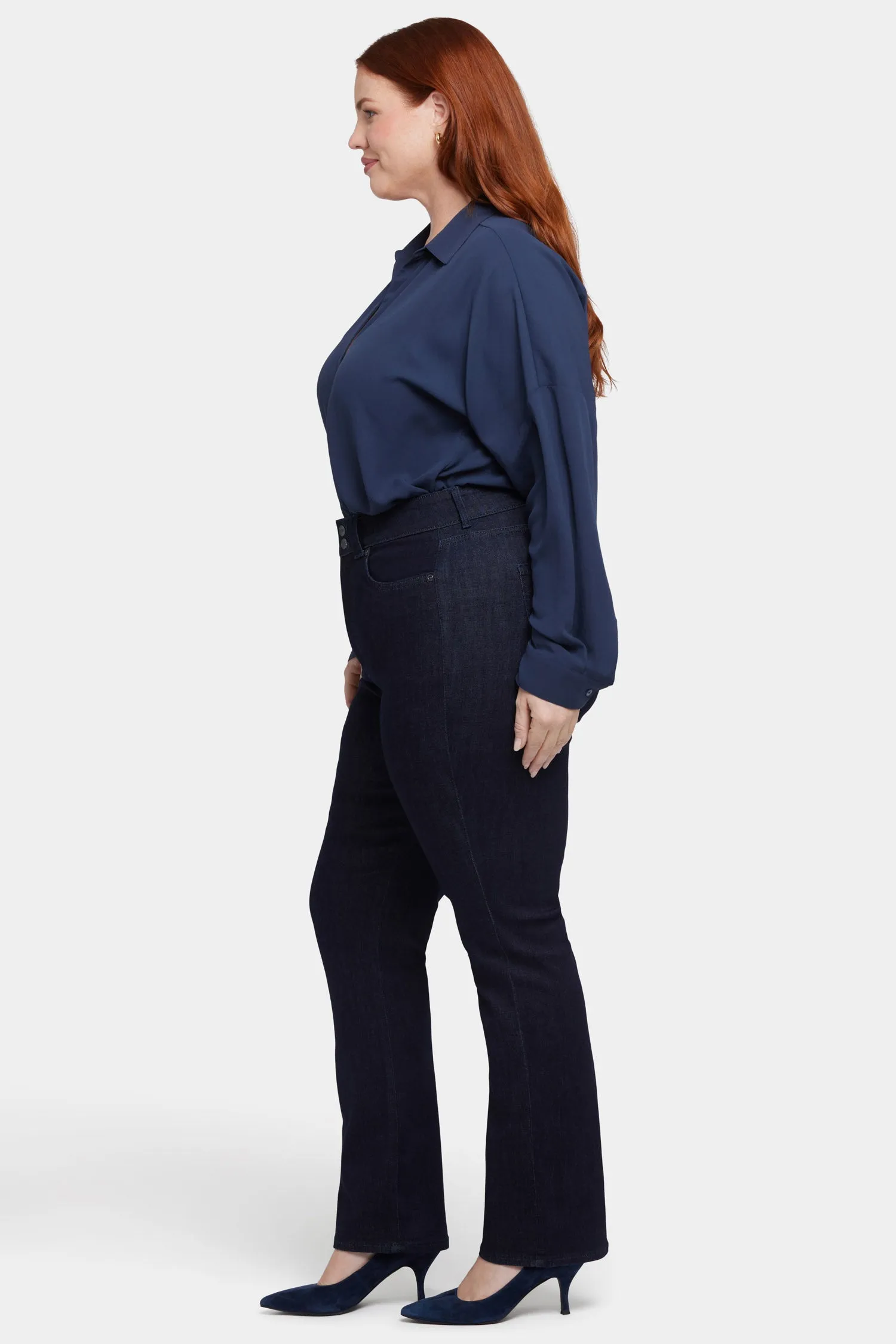 Marilyn Straight Jeans In Plus Size - Magical