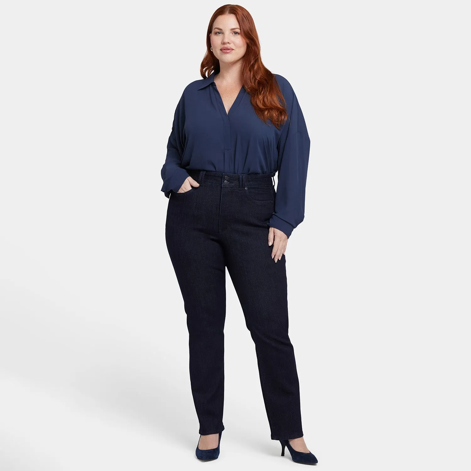 Marilyn Straight Jeans In Plus Size - Magical