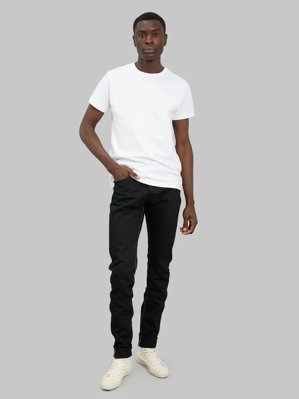 Momotaro 0405-B 15.7oz Black x Black High Tapered Jeans