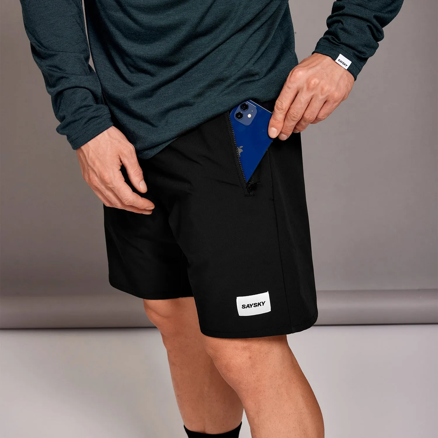 Motion Shorts 8''