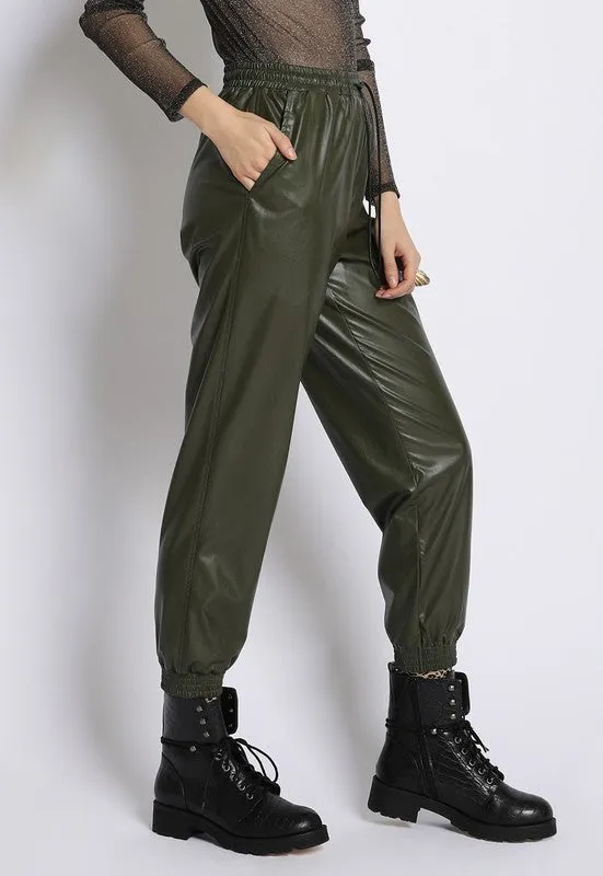 Pantalón jogger olivo