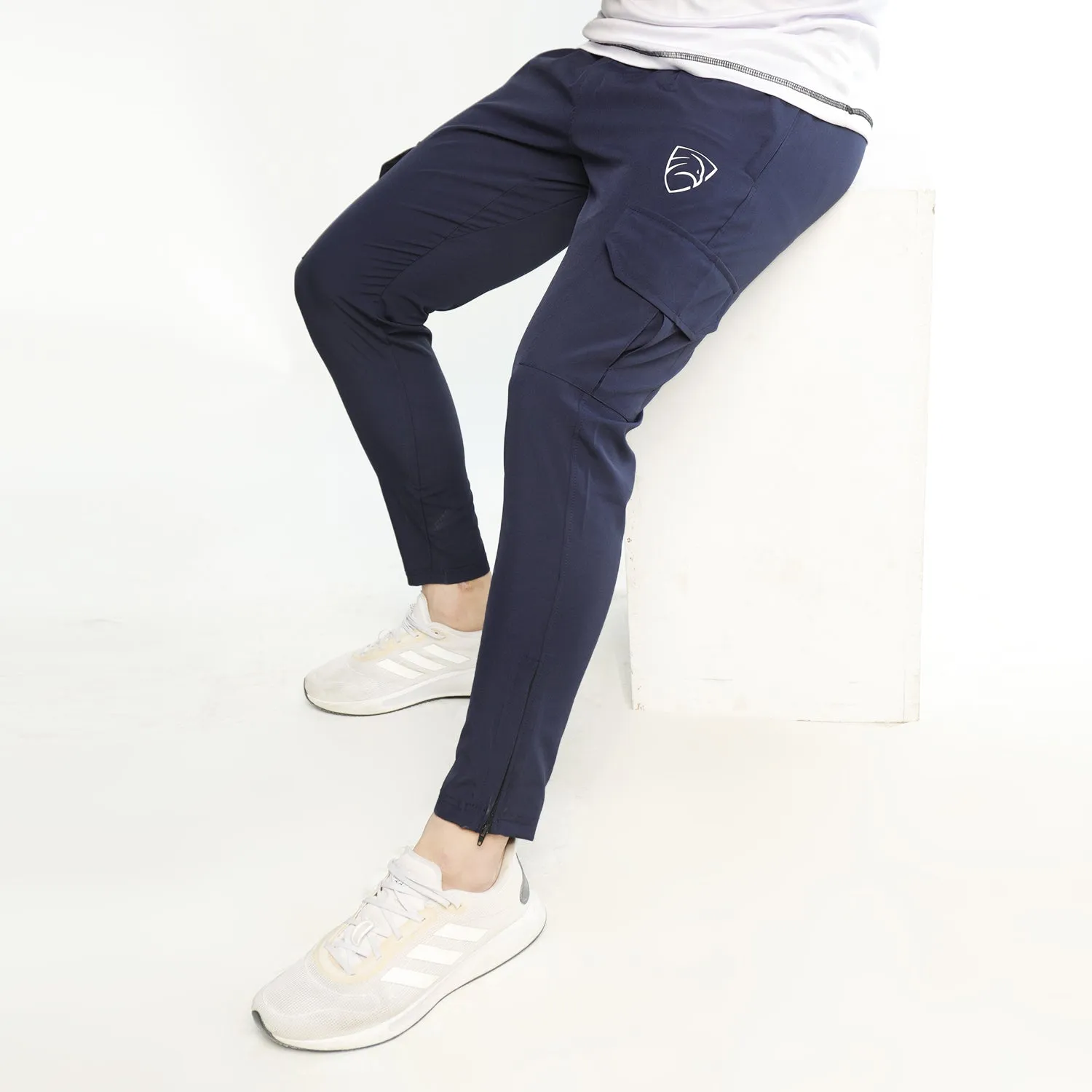 The Perfect Navy Cargo Bottoms